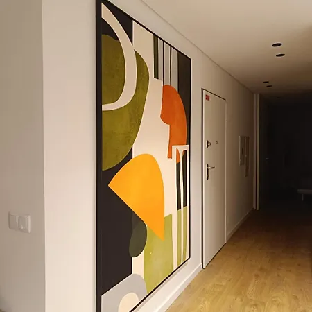 Apartment 3 M's *